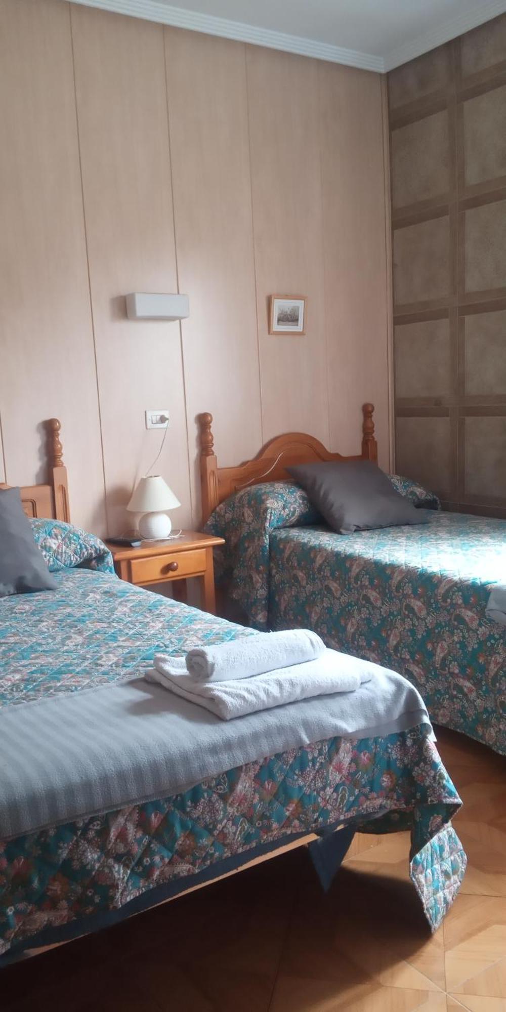 Hostal La Collada De Aralla Aralla de Luna Buitenkant foto